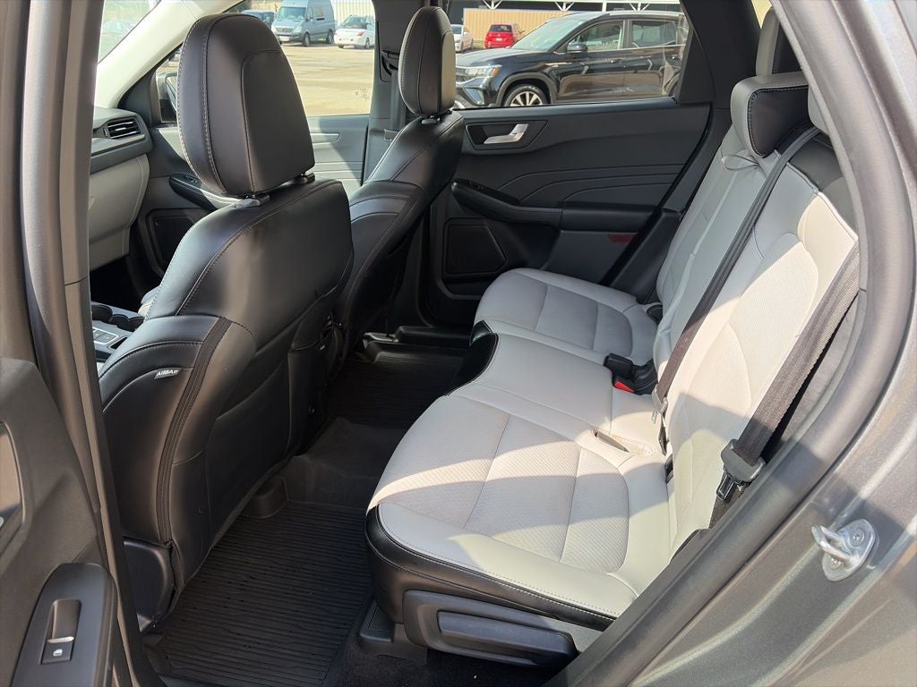 2025 Ford Escape Plug-In Hybrid Base