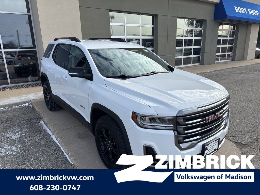 2023 GMC Acadia AT4