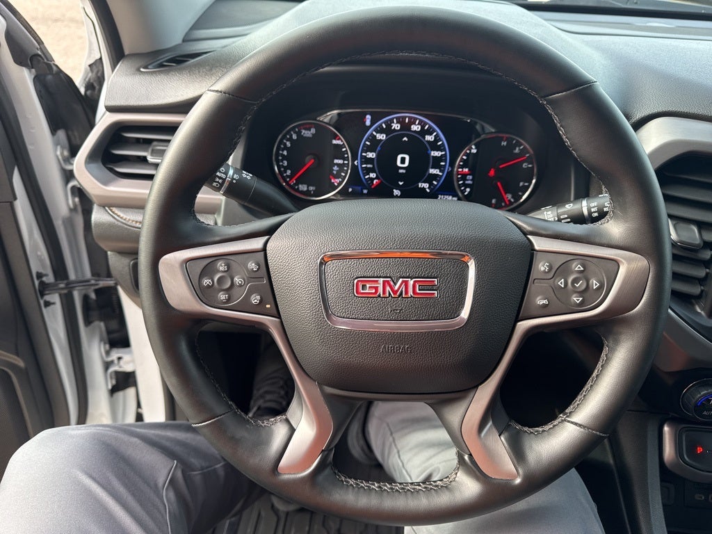 2023 GMC Acadia AT4