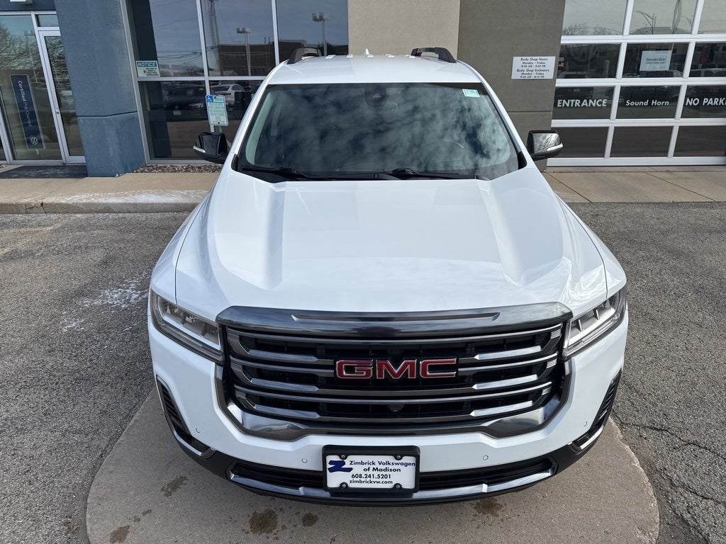 2023 GMC Acadia AT4