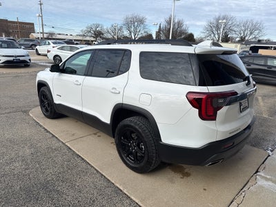 2023 GMC Acadia AT4
