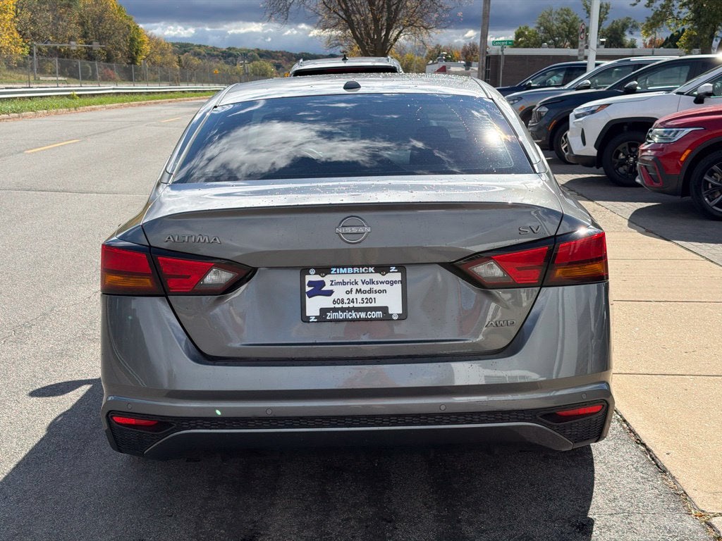 2024 Nissan Altima 2.5 SV