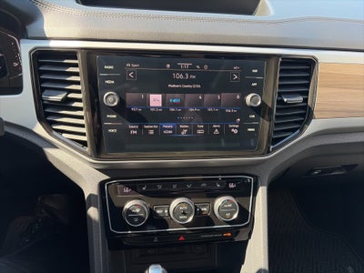 2023 Volkswagen Atlas SEL