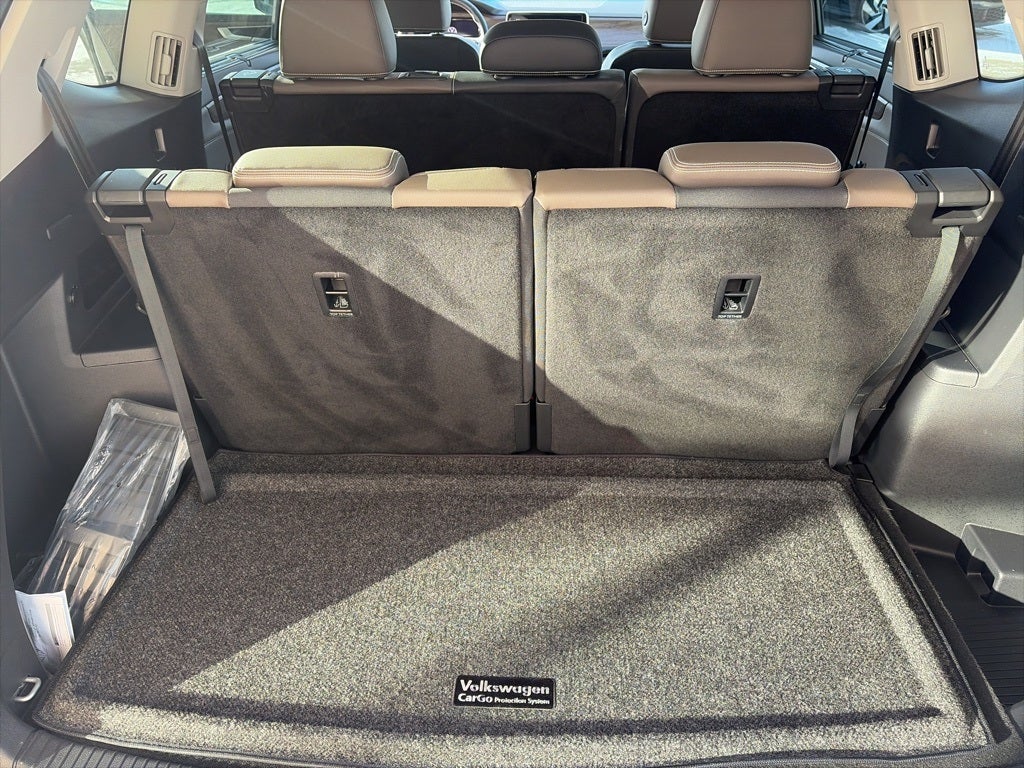 2025 Volkswagen Atlas 2.0T SEL