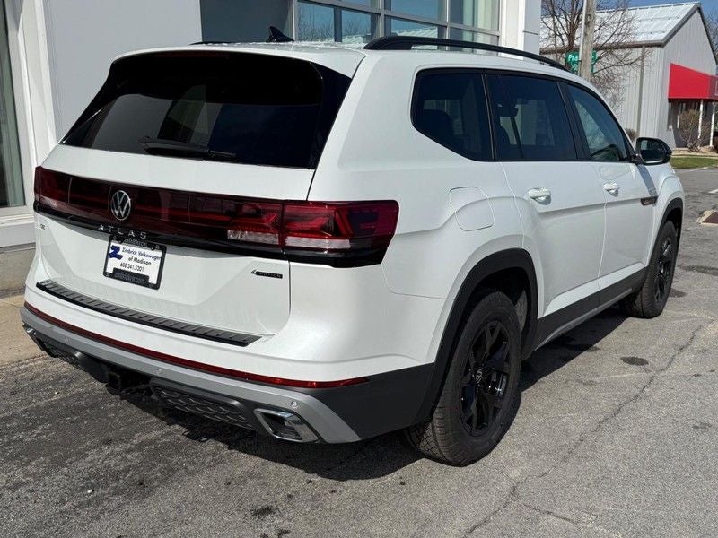 2026 Volkswagen Atlas 2.0T Peak Edition