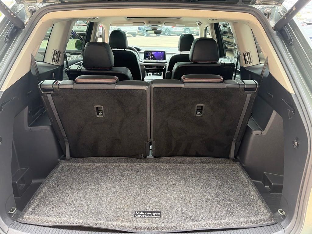 2024 Volkswagen Atlas 2.0T Peak Edition SE w/Technology
