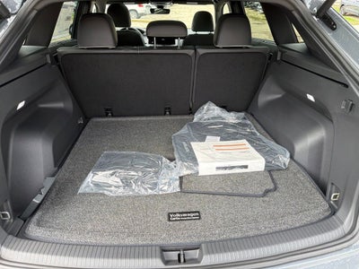 2026 Volkswagen Atlas Cross Sport SEL Premium R-Line