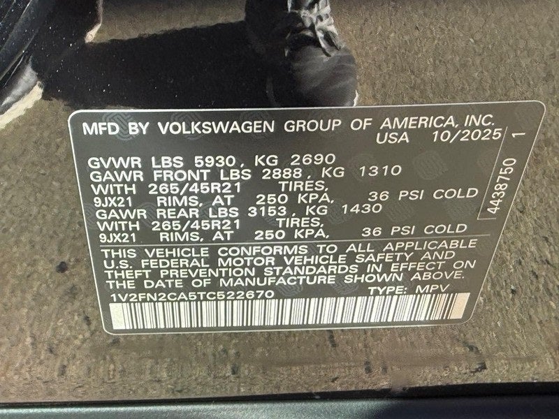 2026 Volkswagen Atlas 2.0T SEL Premium R-Line