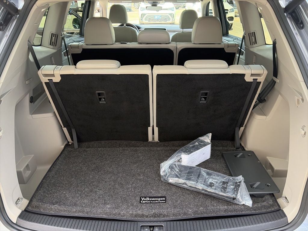 2024 Volkswagen Atlas 2.0T SEL Premium R-Line