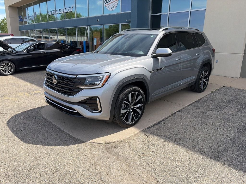 2024 Volkswagen Atlas 2.0T SEL Premium R-Line