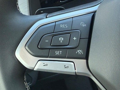 2026 Volkswagen Atlas Cross Sport 2.0T SE w/Technology