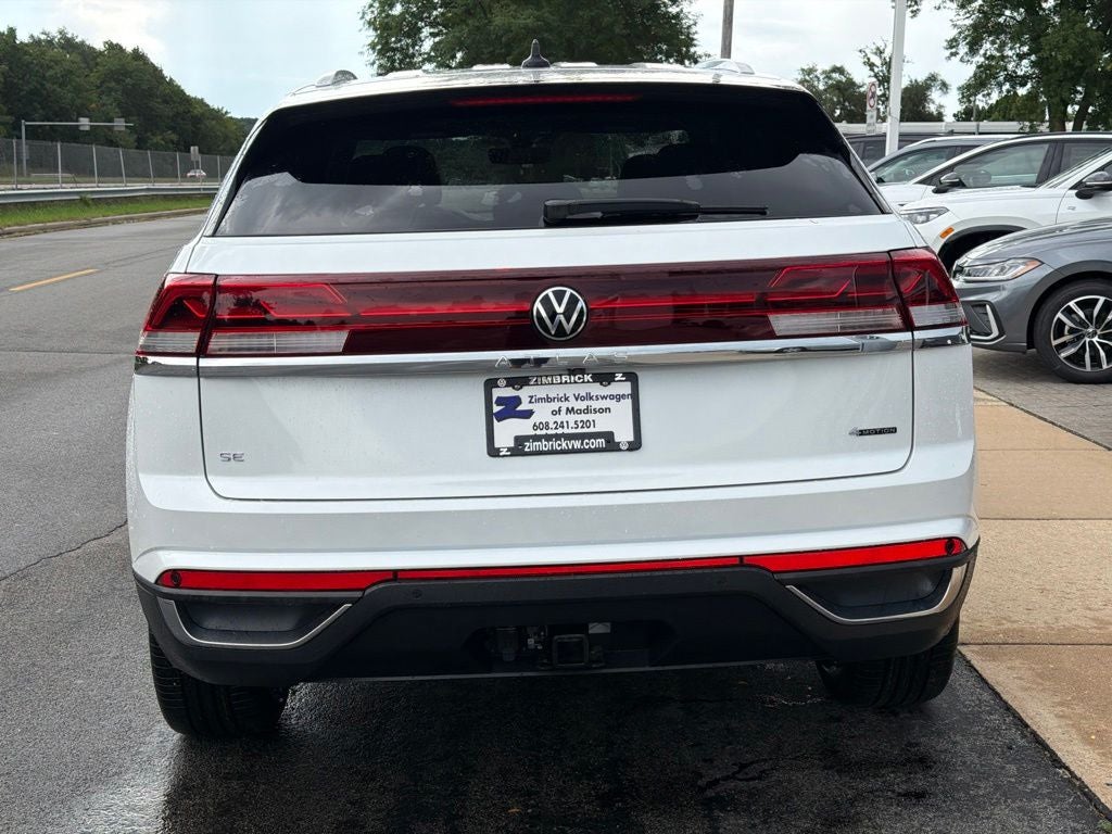 2026 Volkswagen Atlas Cross Sport 2.0T SE w/Technology