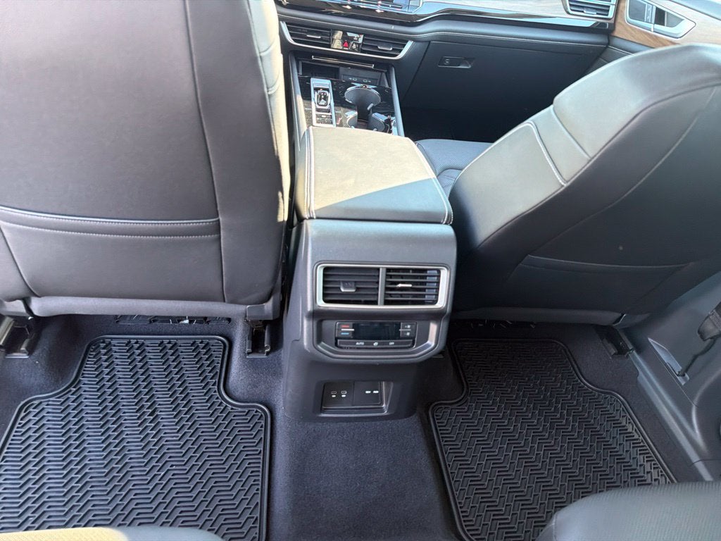 2026 Volkswagen Atlas SE w/Technology