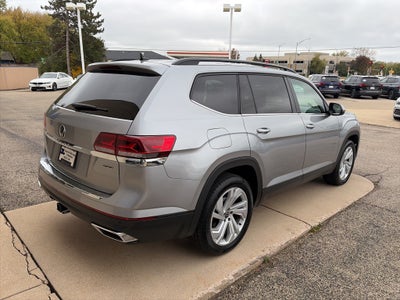 2022 Volkswagen Atlas 3.6L V6 SE w/Technology