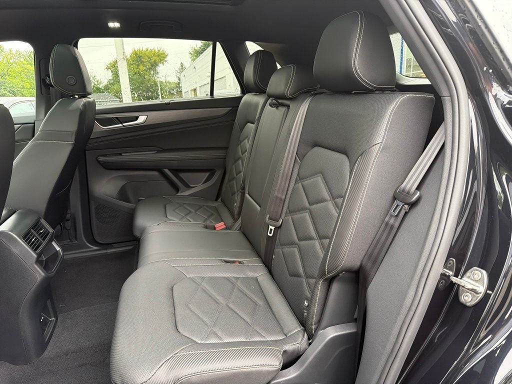 2026 Volkswagen Atlas Cross Sport SE w/Technology