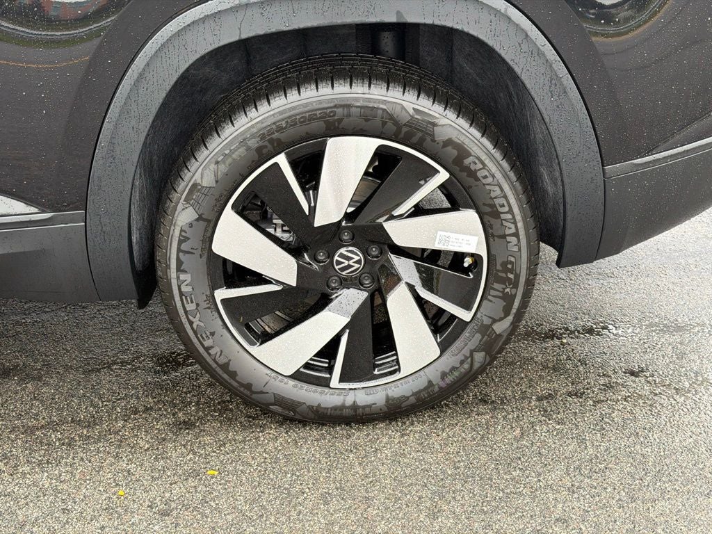 2026 Volkswagen Atlas Cross Sport SE w/Technology
