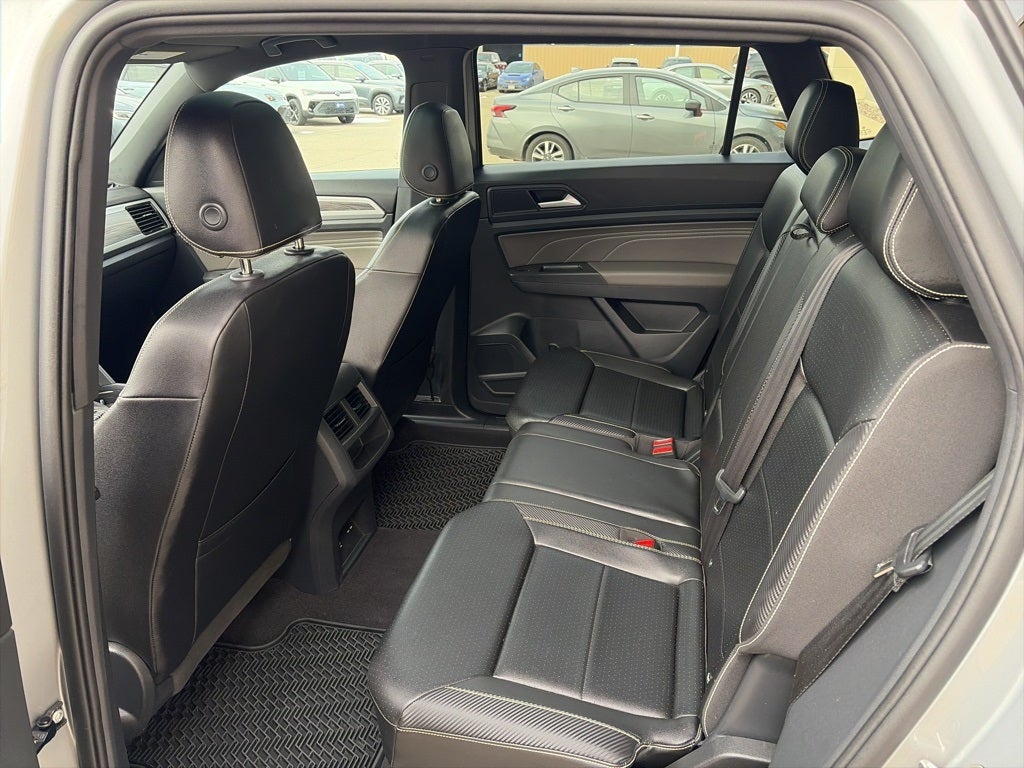 2023 Volkswagen Atlas Cross Sport 2.0T SE w/Technology