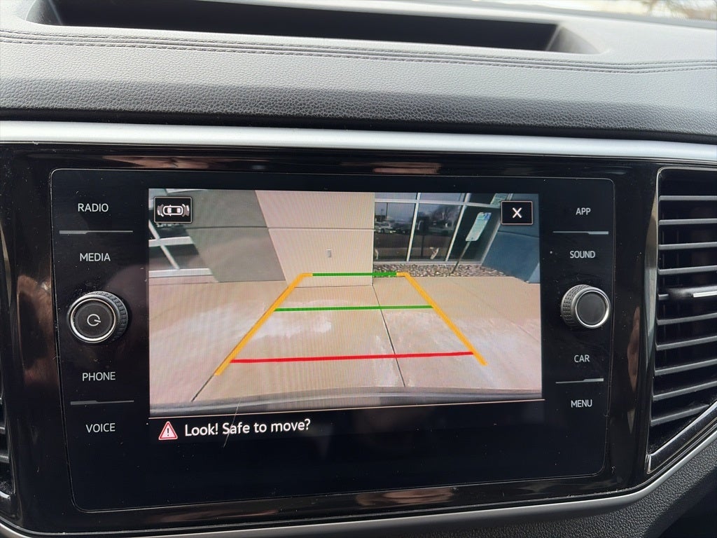 2023 Volkswagen Atlas Cross Sport 2.0T SE w/Technology