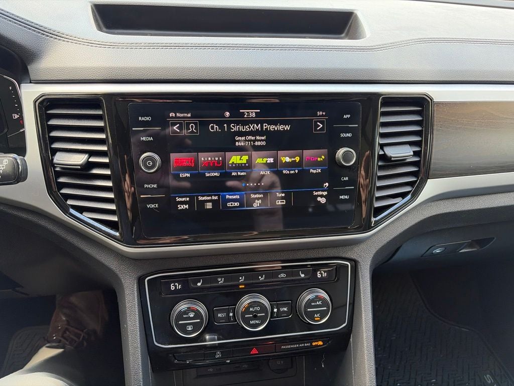 2023 Volkswagen Atlas 2.0T SE w/Technology