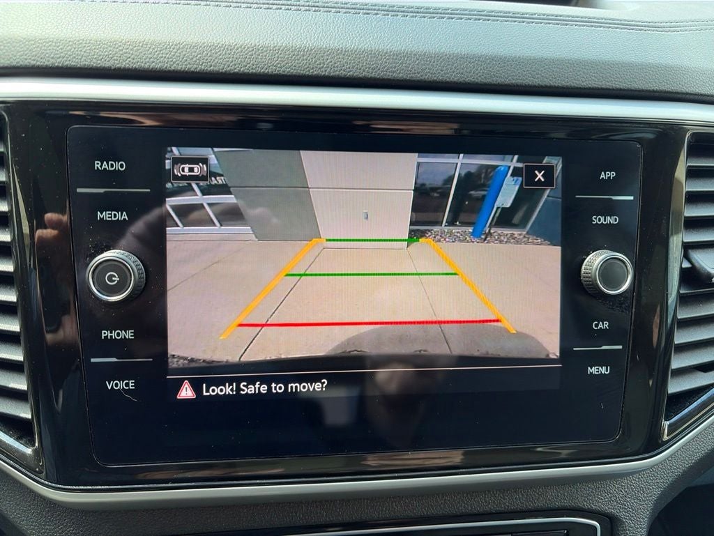 2023 Volkswagen Atlas 2.0T SE w/Technology