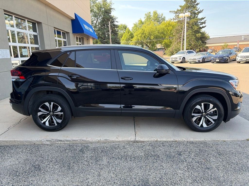2026 Volkswagen Atlas Cross Sport SE