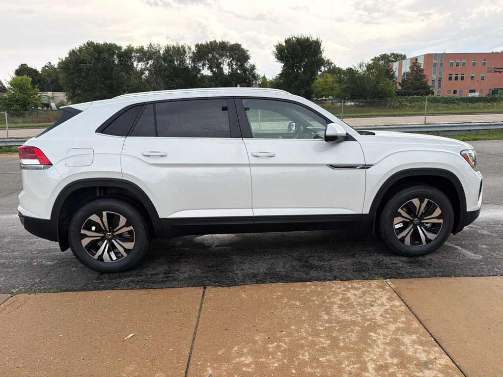 2026 Volkswagen Atlas Cross Sport SE