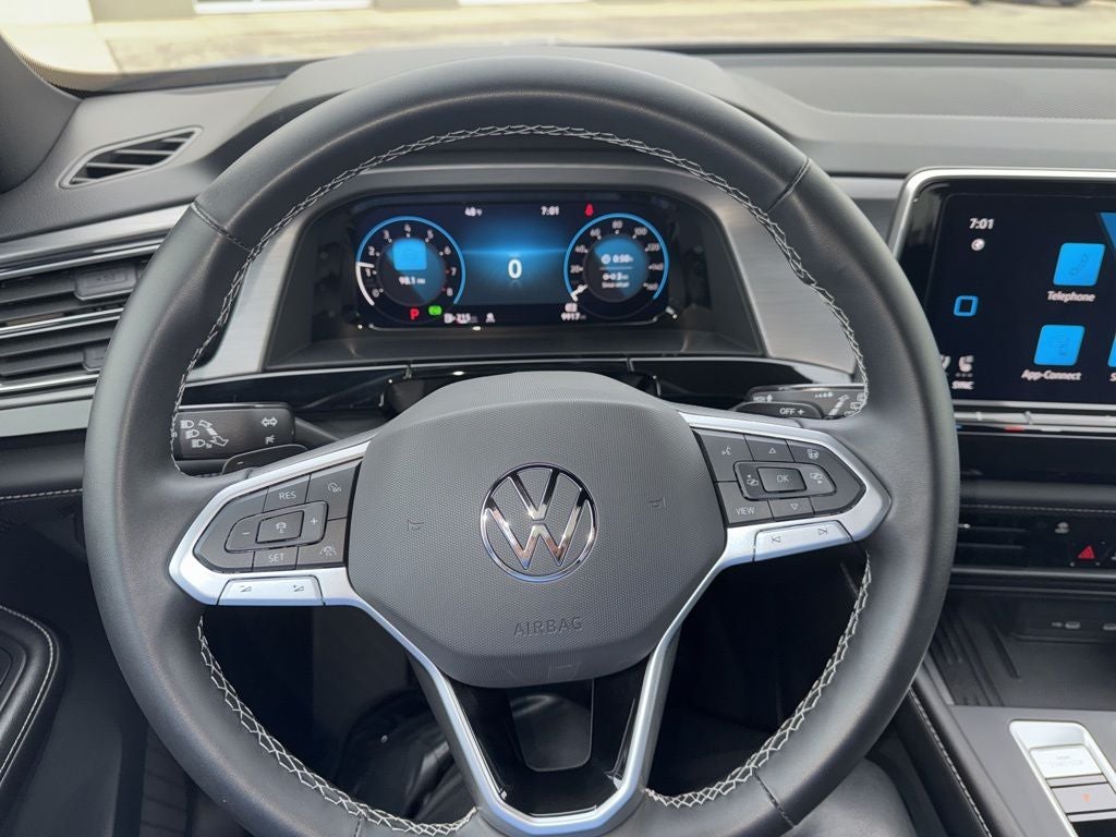 2025 Volkswagen Atlas Cross Sport 2.0T SE