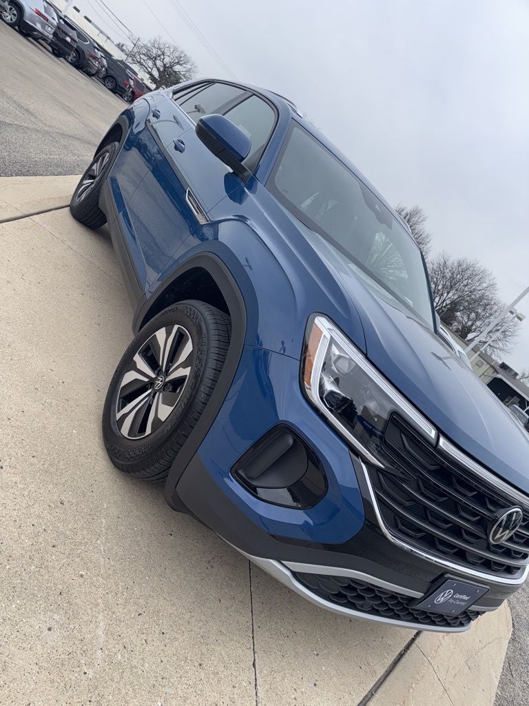 2025 Volkswagen Atlas Cross Sport 2.0T SE