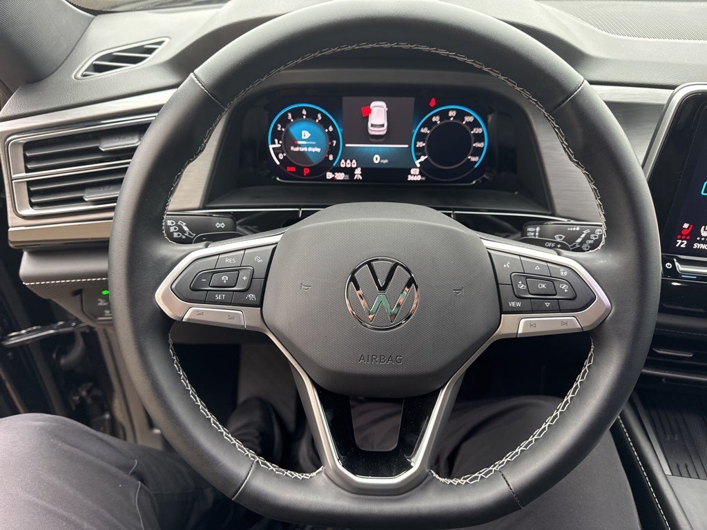 2025 Volkswagen Atlas Cross Sport 2.0T SE