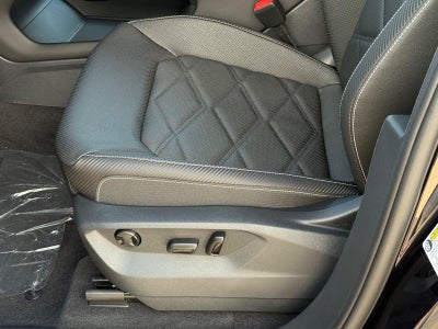 2025 Volkswagen Atlas Cross Sport 2.0T SE