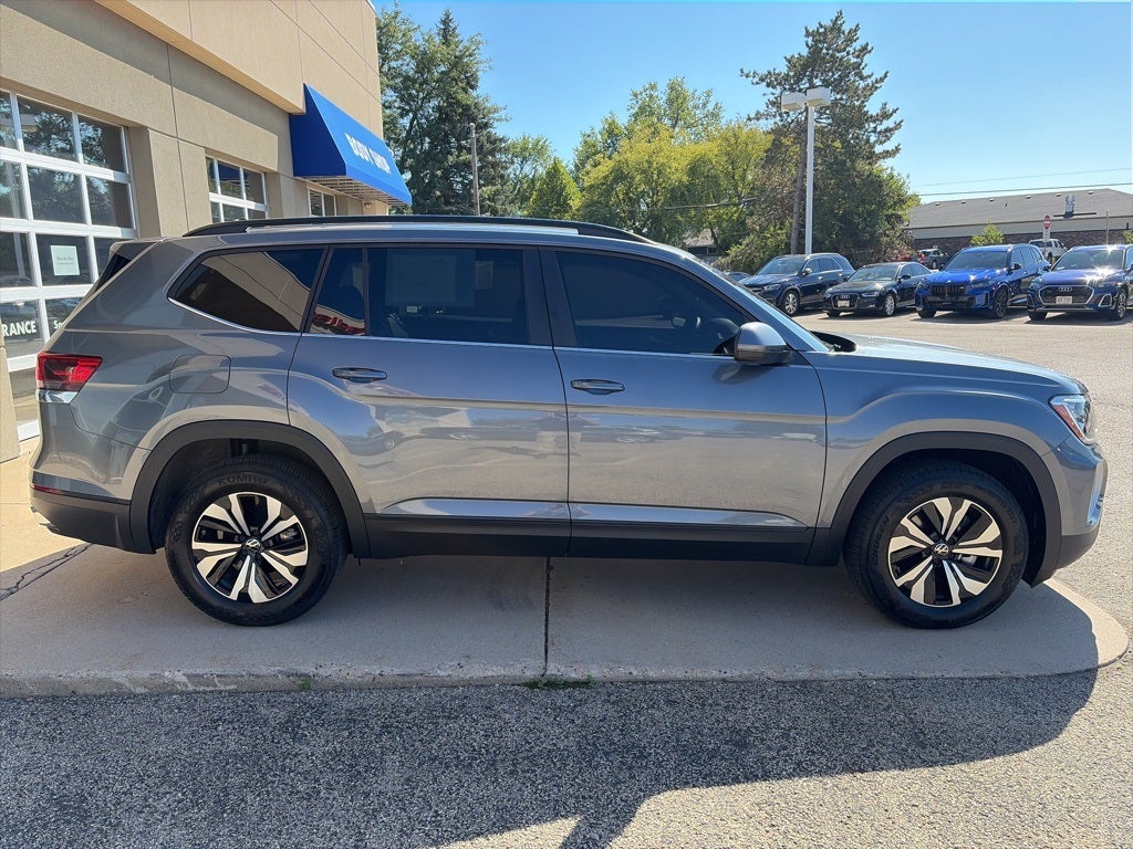 2025 Volkswagen Atlas 2.0T SE