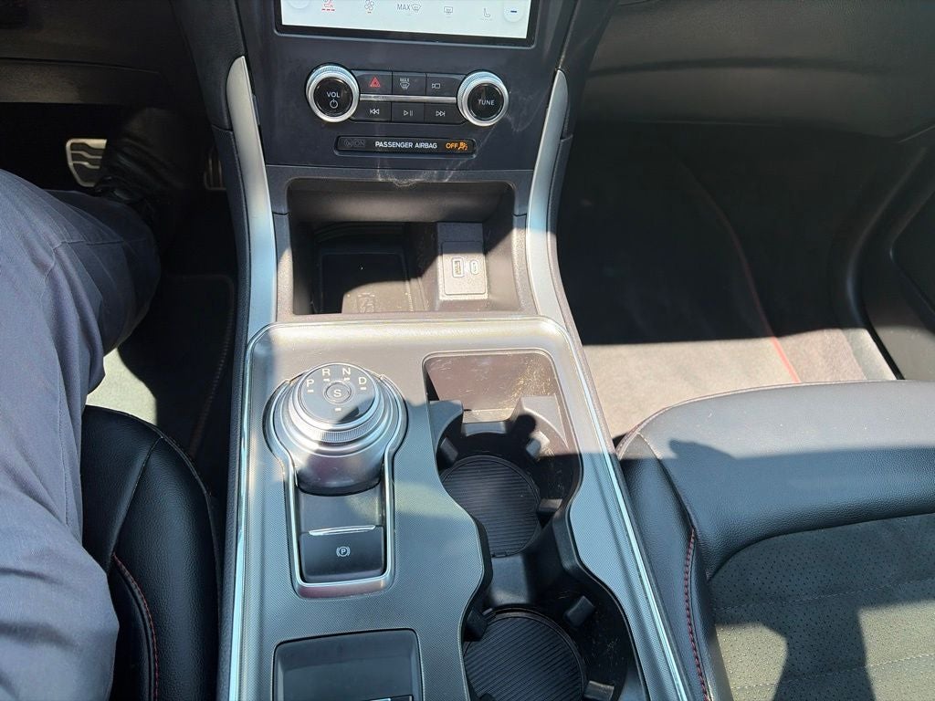 2023 Ford Edge ST Line