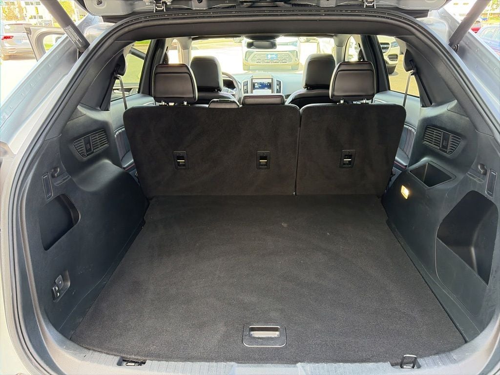 2021 Ford Edge ST Line