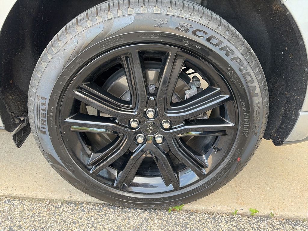 2021 Ford Edge ST Line