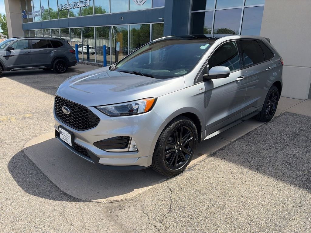 2021 Ford Edge ST Line