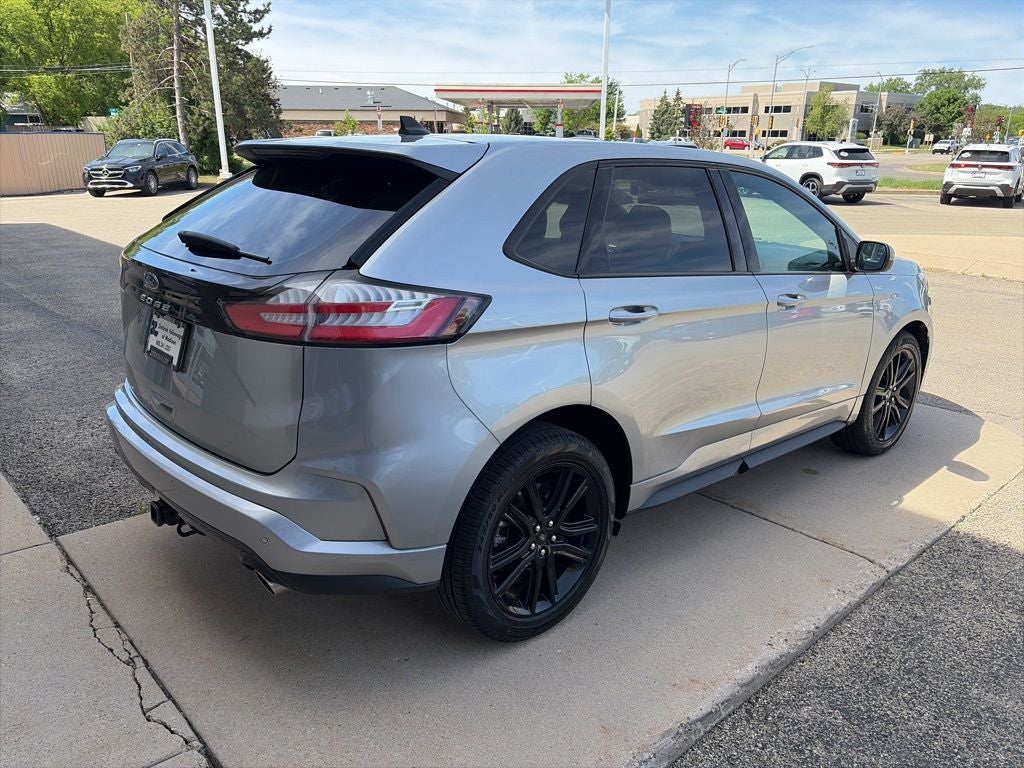 2021 Ford Edge ST Line