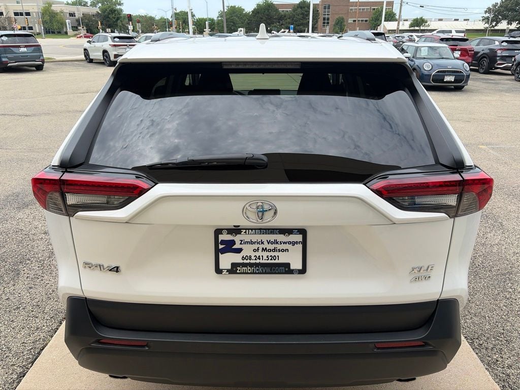 2025 Toyota RAV4 XLE