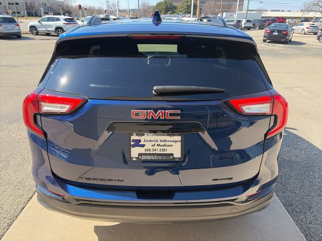 2023 GMC Terrain SLE