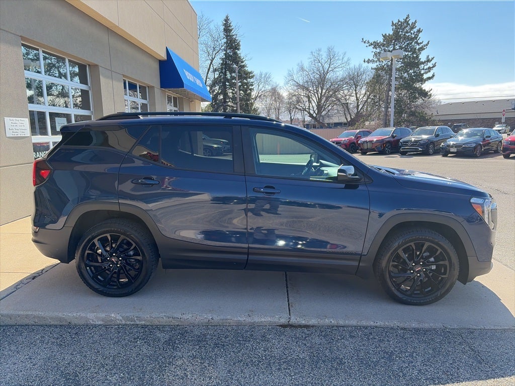2023 GMC Terrain SLE