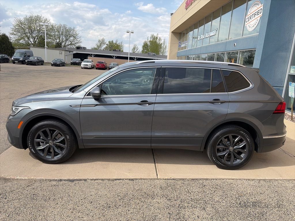 2023 Volkswagen Tiguan 2.0T SE