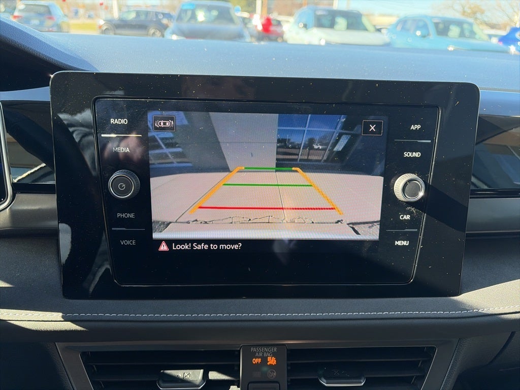 2025 Volkswagen Taos 1.5T SE Black