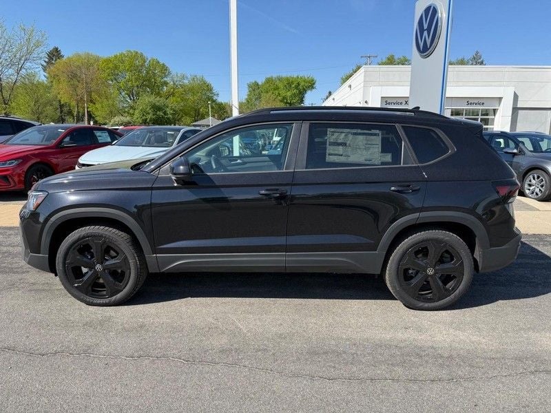 2026 Volkswagen Taos 1.5T SE Black