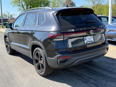 2026 Volkswagen Taos 1.5T SE Black