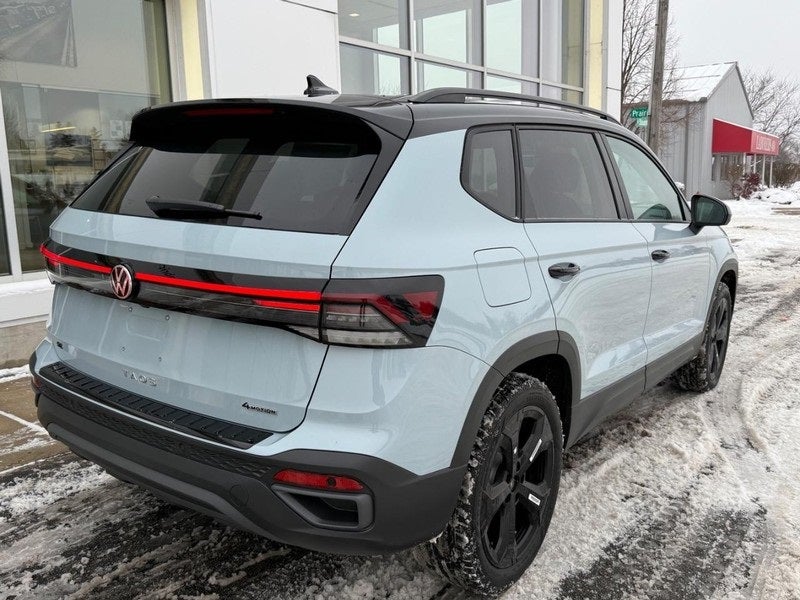 2026 Volkswagen Taos 1.5T SE Black