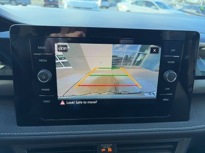 2025 Volkswagen Taos 1.5T SE Black