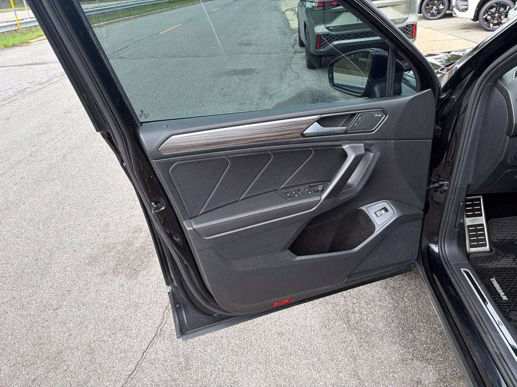2022 Volkswagen Tiguan 2.0T SEL R-Line
