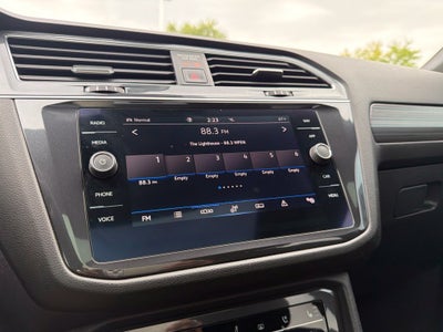 2022 Volkswagen Tiguan 2.0T SEL R-Line