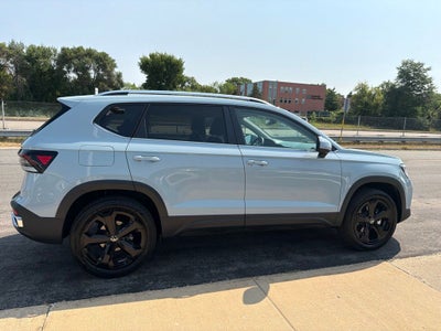 2025 Volkswagen Taos 1.5T SEL