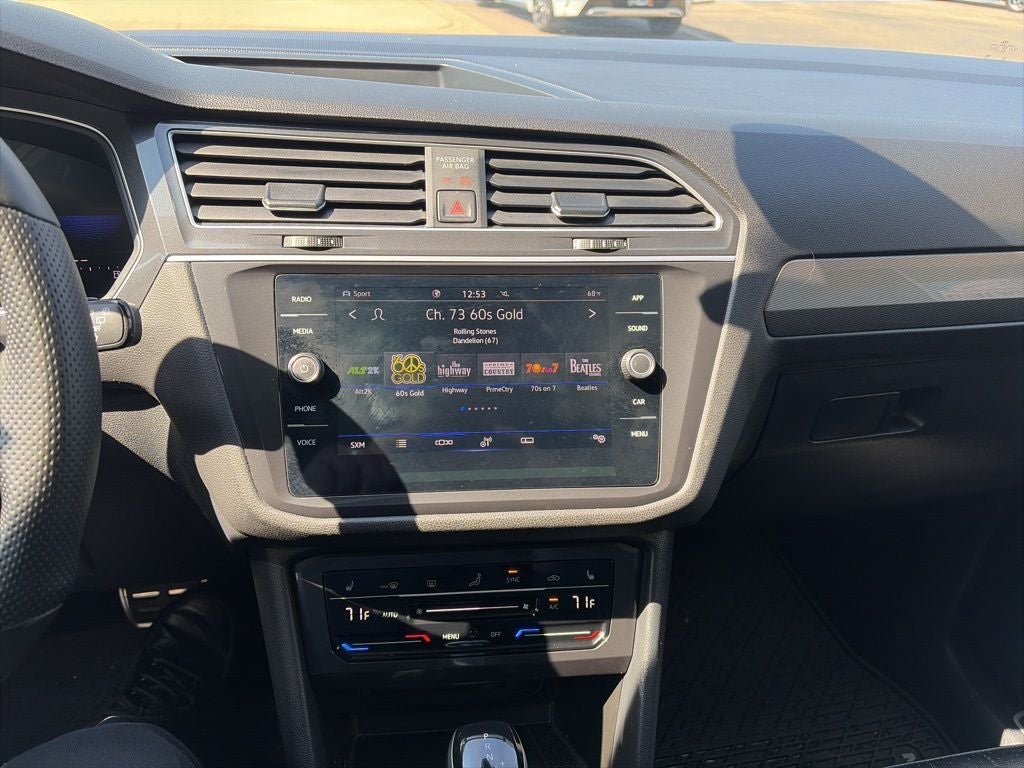 2024 Volkswagen Tiguan 2.0T SE R-Line Black