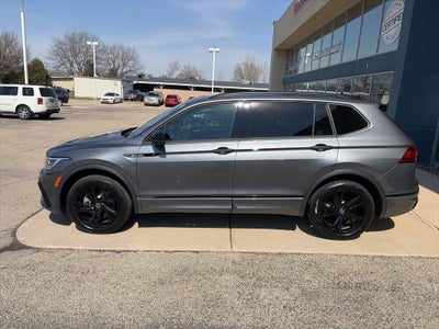 2024 Volkswagen Tiguan 2.0T SE R-Line Black